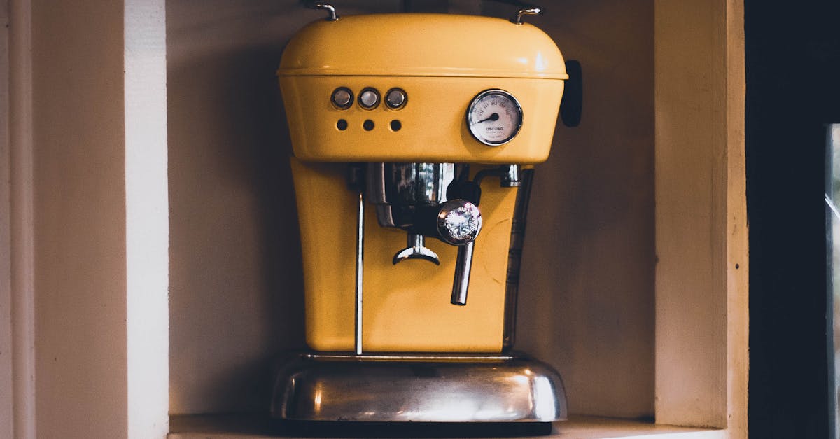 Rocket Appartamento TCA vs ECM Mechanika VI Slim: Which Compact Heat-Exchanger Wins for Your Condo Kitchen?