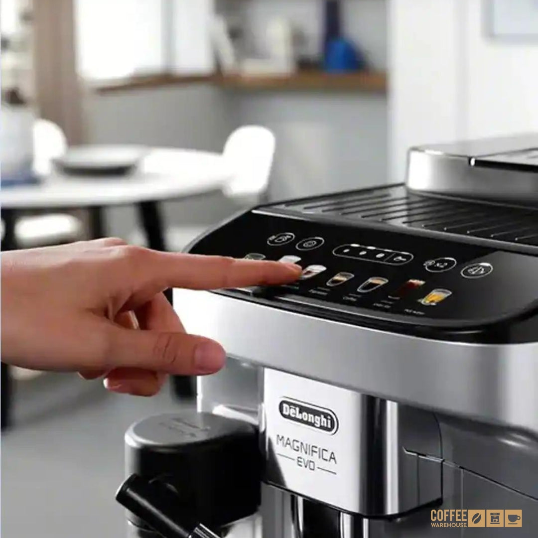 De'Longhi Magnifica Evo with LatteCrema System Espresso Machine