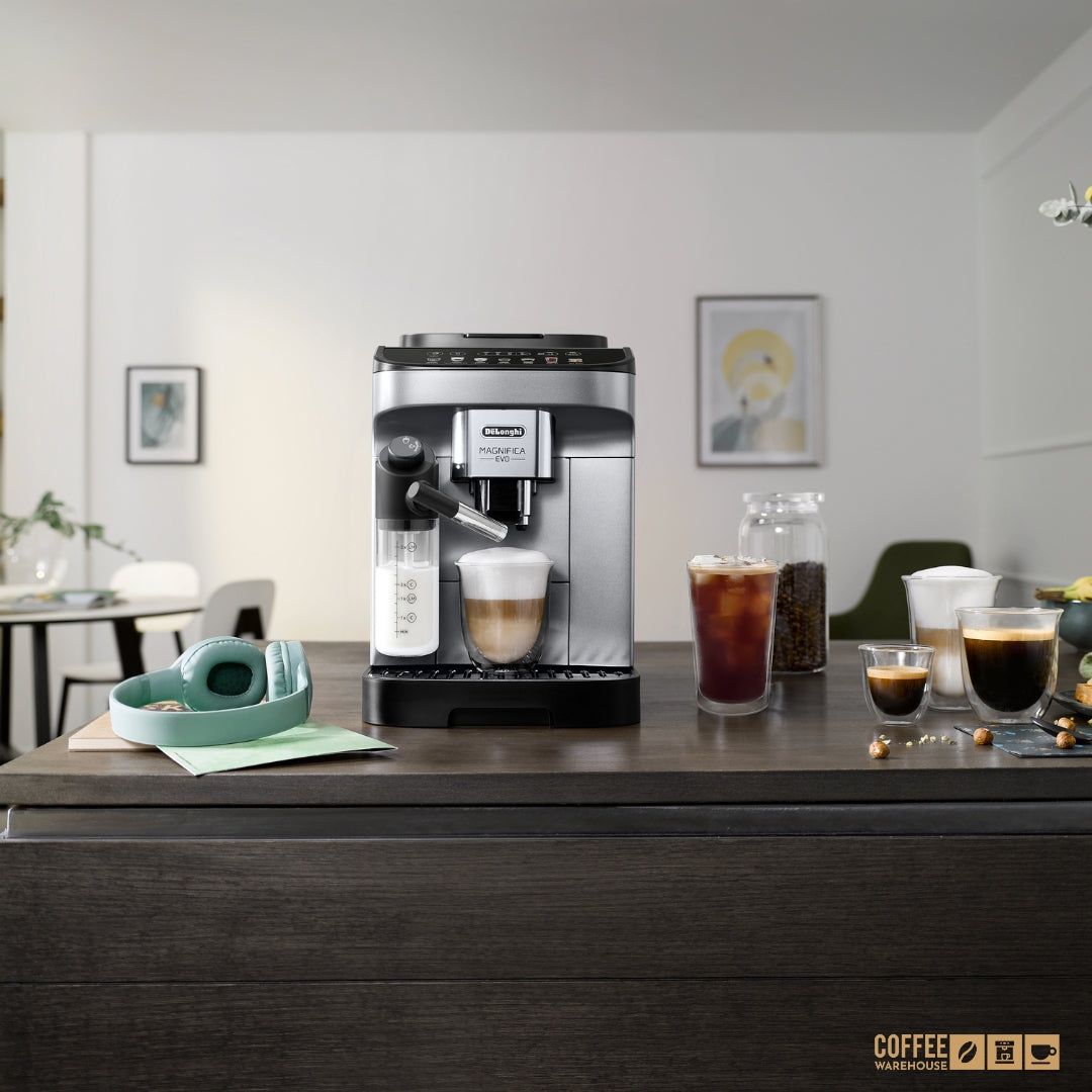 De'Longhi Magnifica Evo with LatteCrema System Espresso Machine