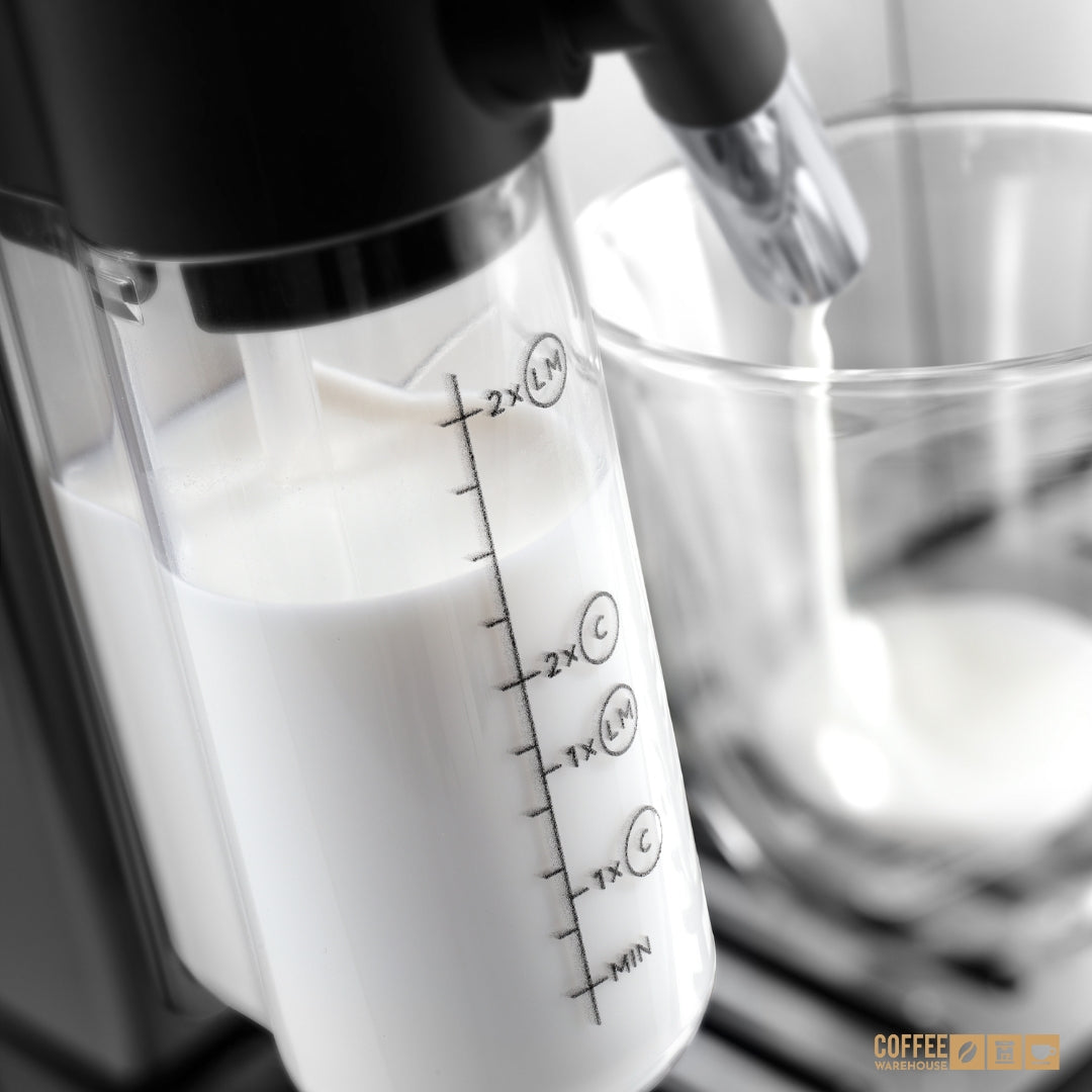 De'Longhi Magnifica Evo with LatteCrema System Espresso Machine