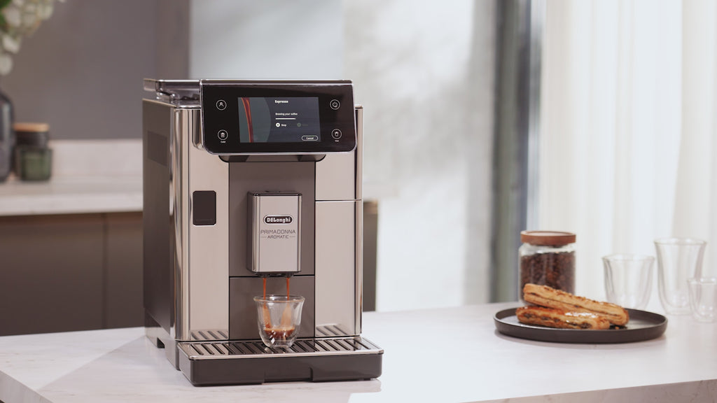 De'Longhi PrimaDonna Aromatic Coffee Machine – 38 Drinks – Coffee